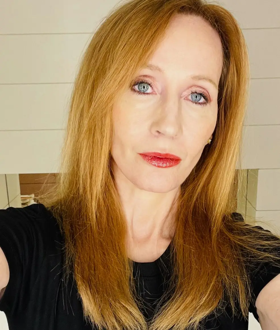 Rowling has hit back at criticism from former cast members and colleagues (X/JK_Rowling)