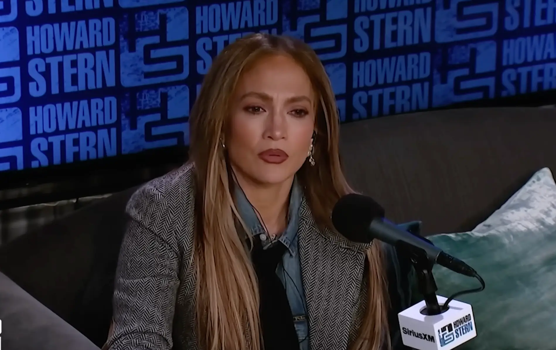JLO opened up on whether she thinks she's ever been loved (YouTube/ The Howard Stern Show)