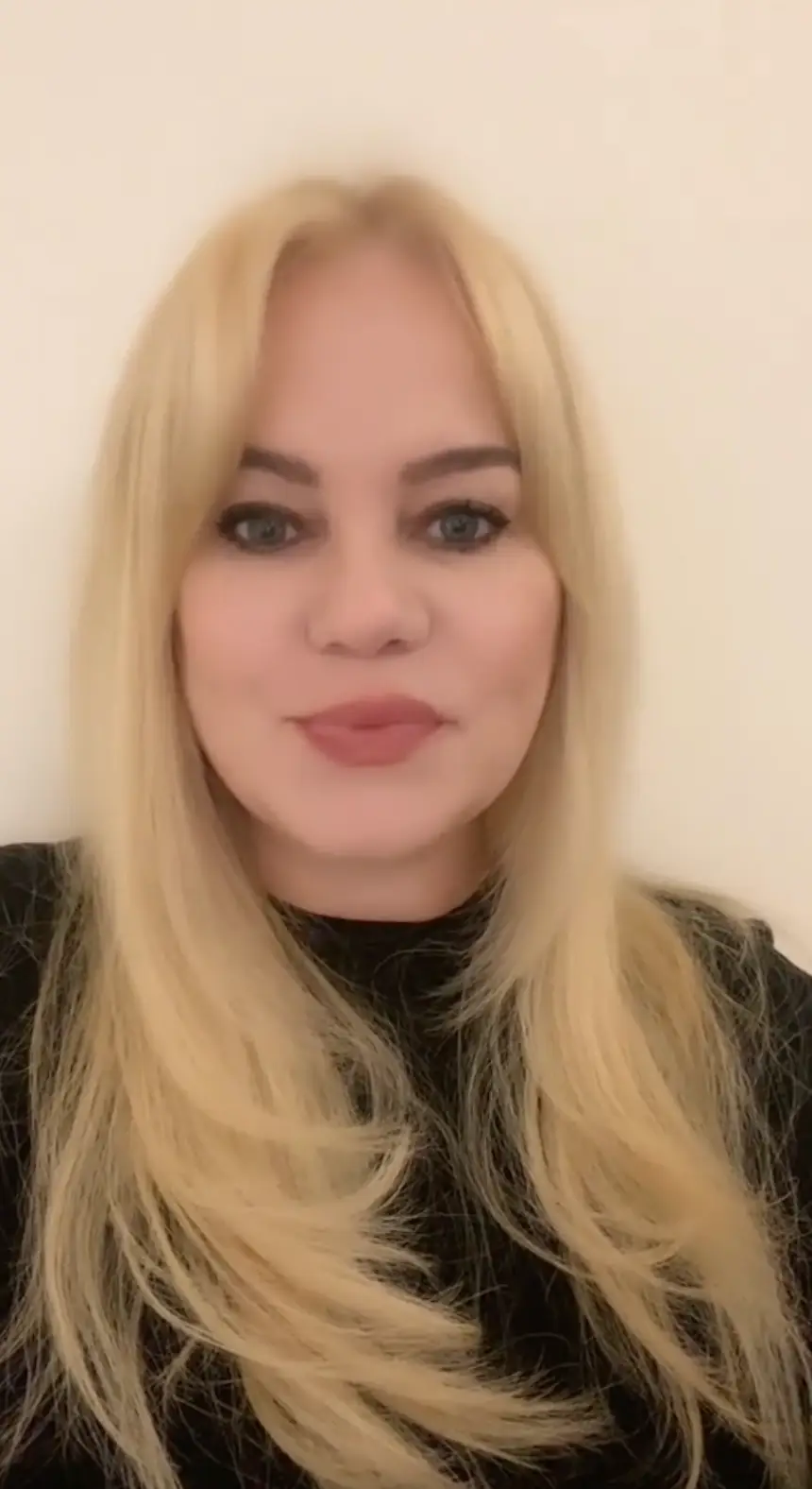 The beloved Welsh singer featured in a brand-new TikTok video (TikTok/@emotion.hq)