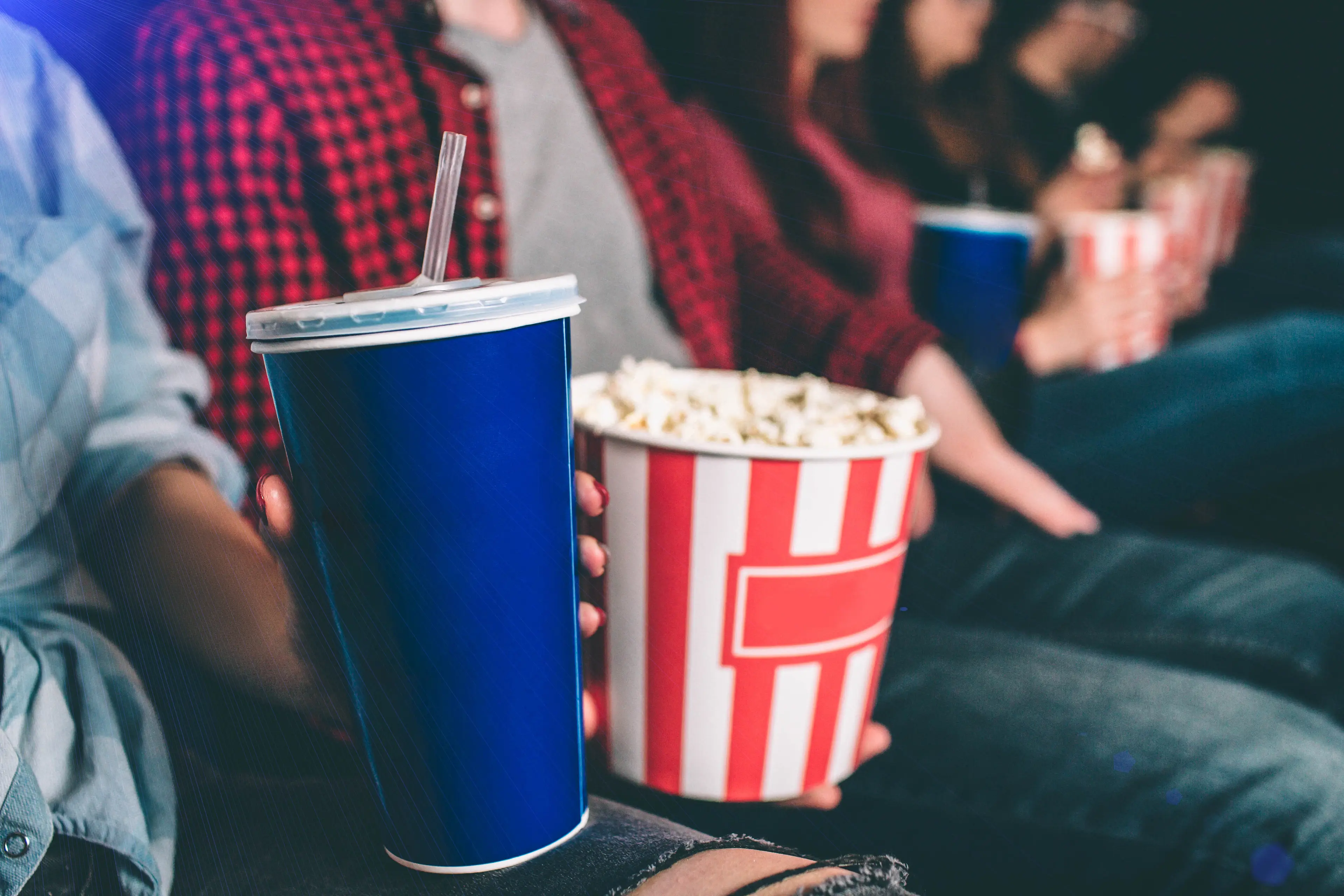 While most cinemas allow you to bring your own food and drink, there's one item that's banned by them all (Estradaanton/Getty Images)