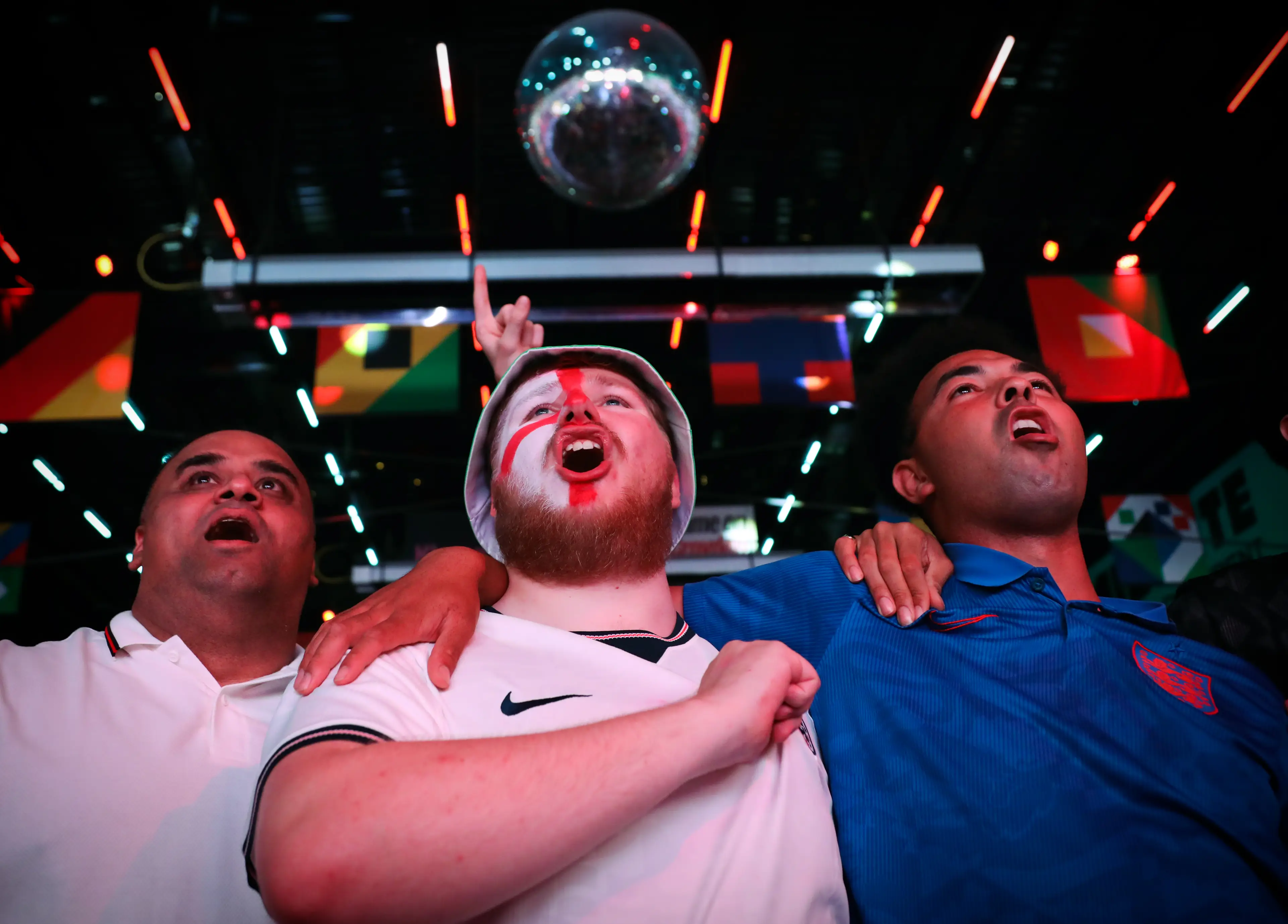 Many workplaces have made their hours more flexible to accommodate to World Cup games (Alishia Abodunde/Getty Images)