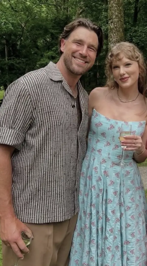 Travis Kelce and Taylor Swift announced their engagement earlier this week (26 August) (Instagram)