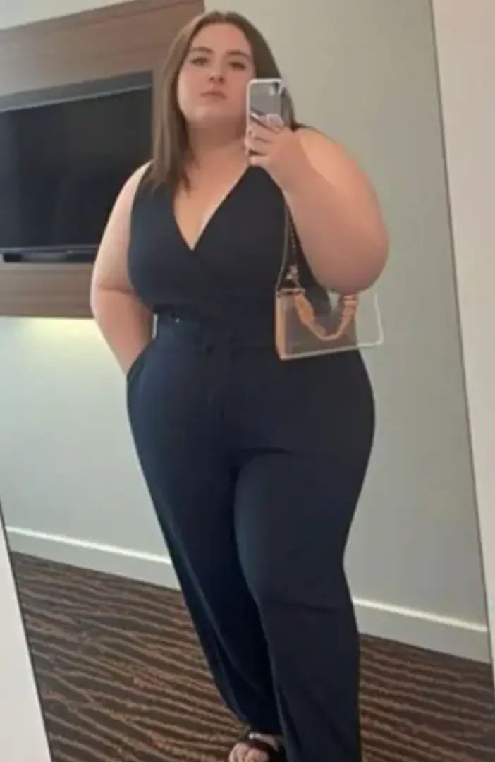 Sherwood says she was 'unhappy that TikTok pushed [the filter] to me in the first place' (Jessica Sherwood/BBC News)