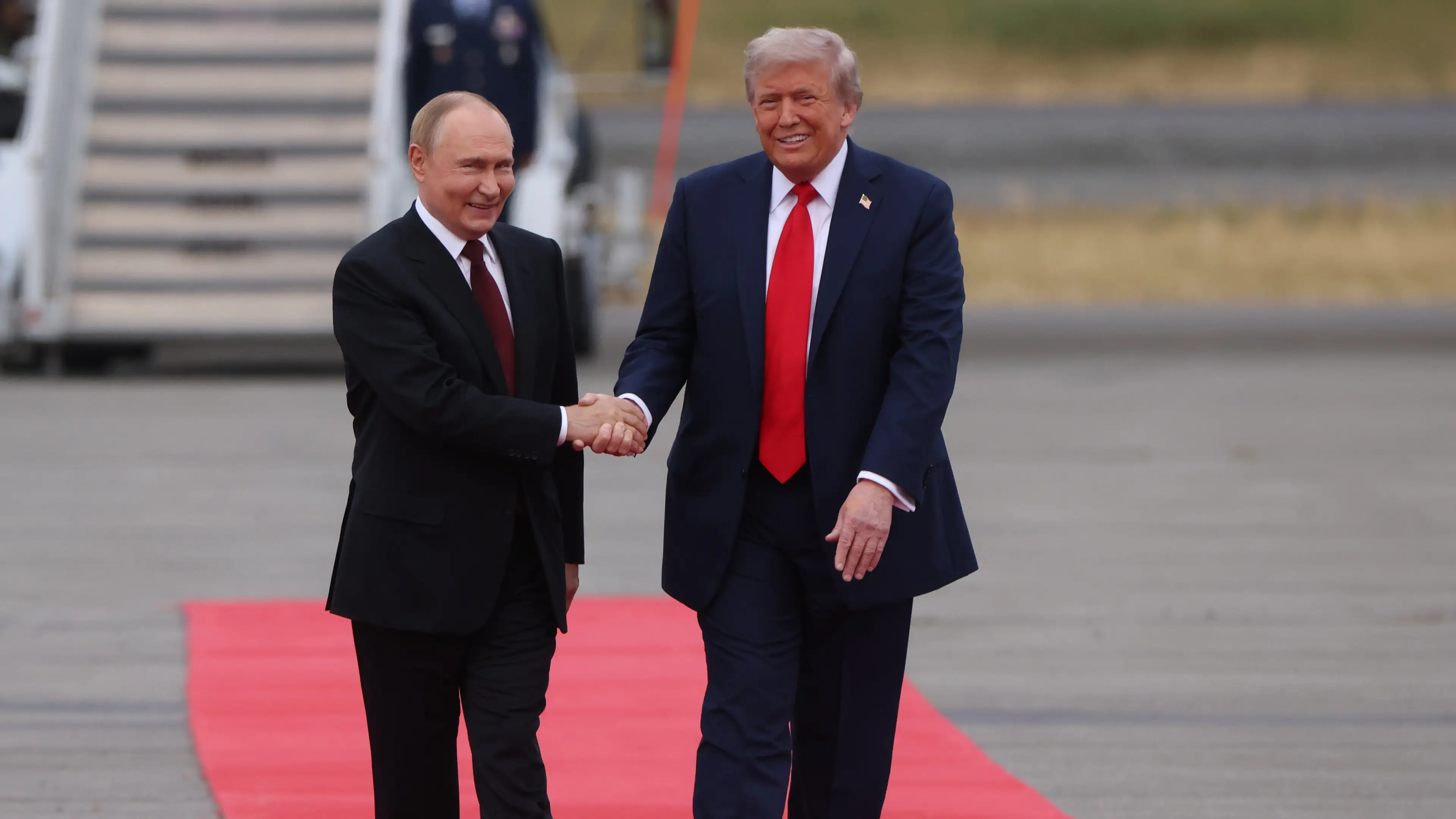 Putin ‘lets slip’ that he can speak English in very rare public conversation with Trump and people are divided