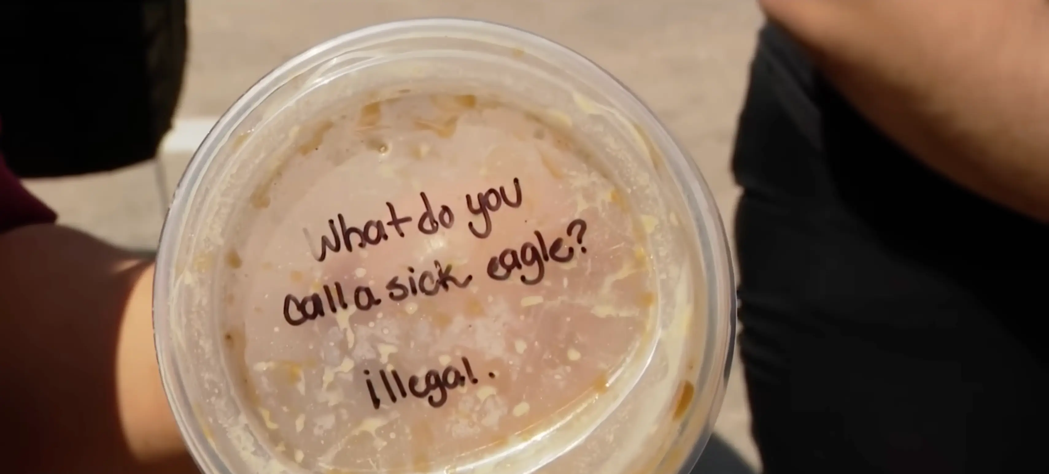 The 'joke' was written on the lid of Bianca Lopez's horchata latte order (YouTube/CBS Texas)