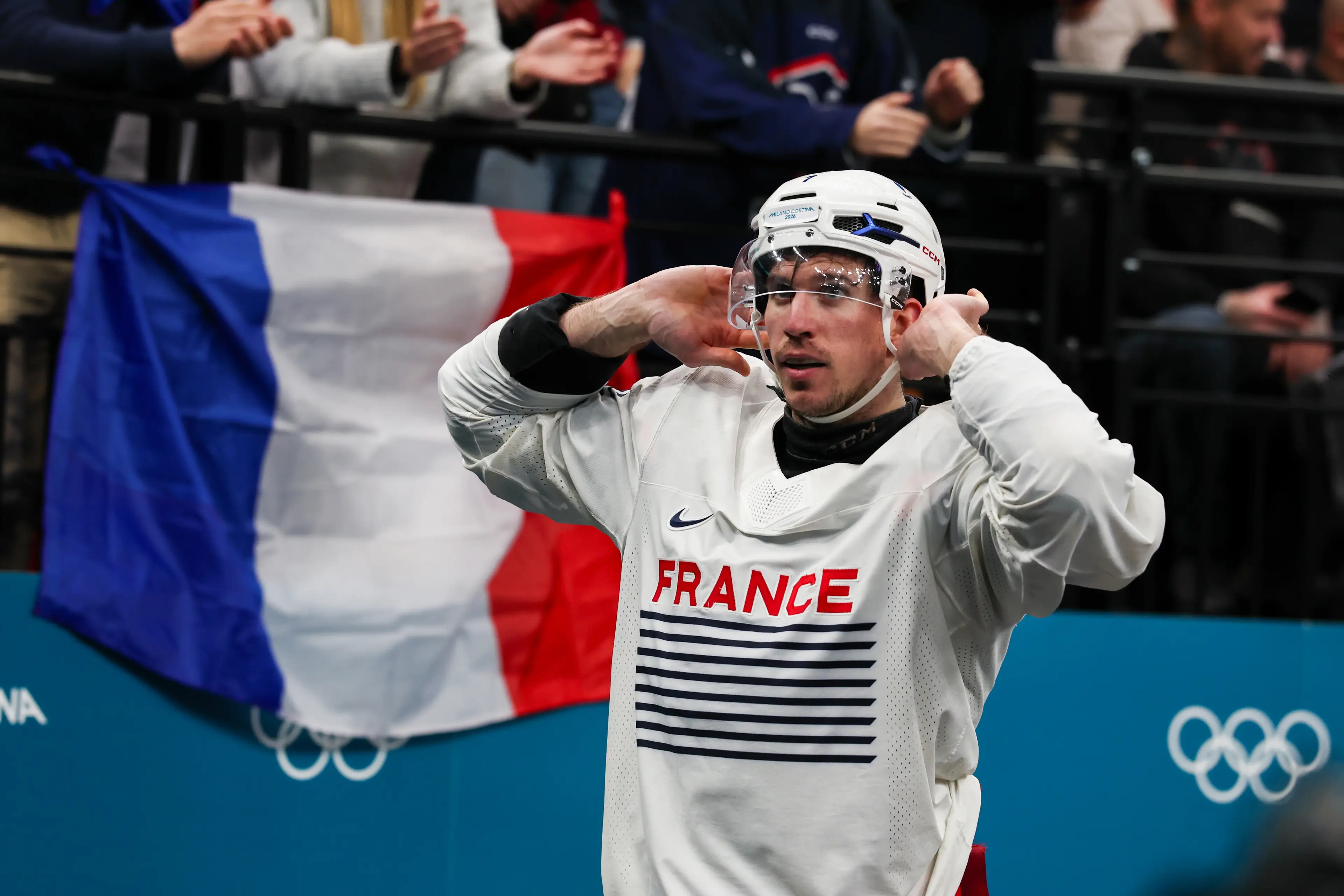 Crinon will no longer compete be permitted to compete for France (Catherine Steenkeste/Getty Images)