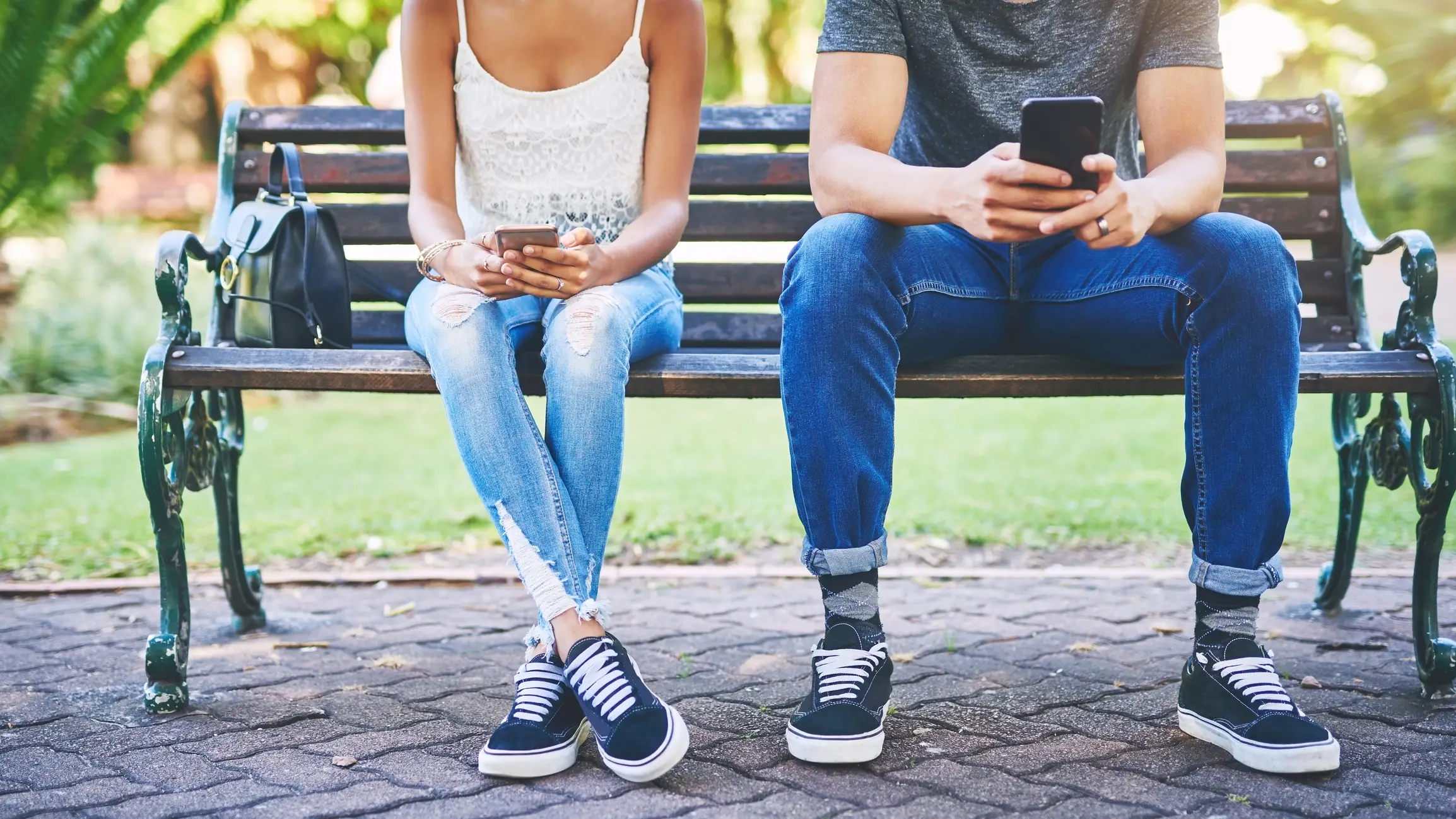 A dating coach has issued an urgent warning against 'bum-maxxing' (Getty Stock Images)