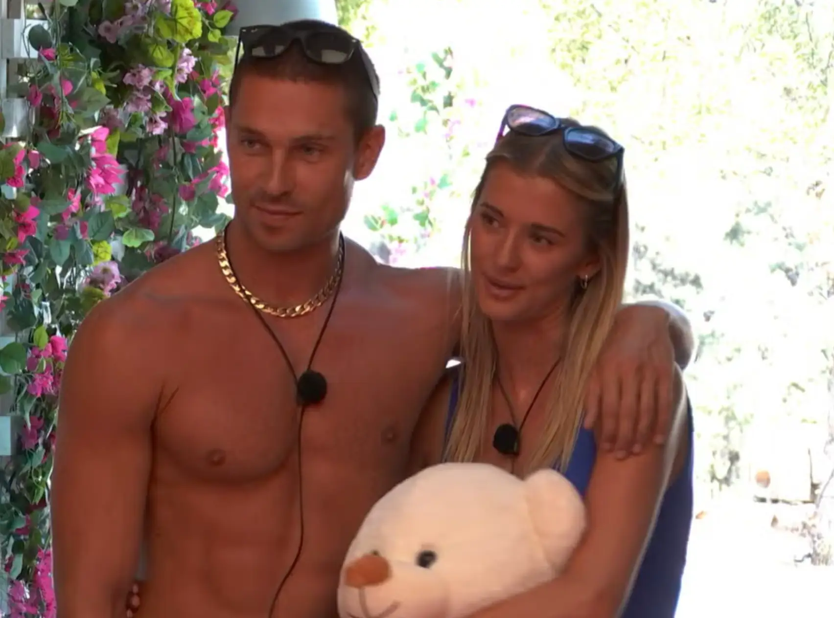 The announcement comes just seven weeks after the pair left the villa (ITV)