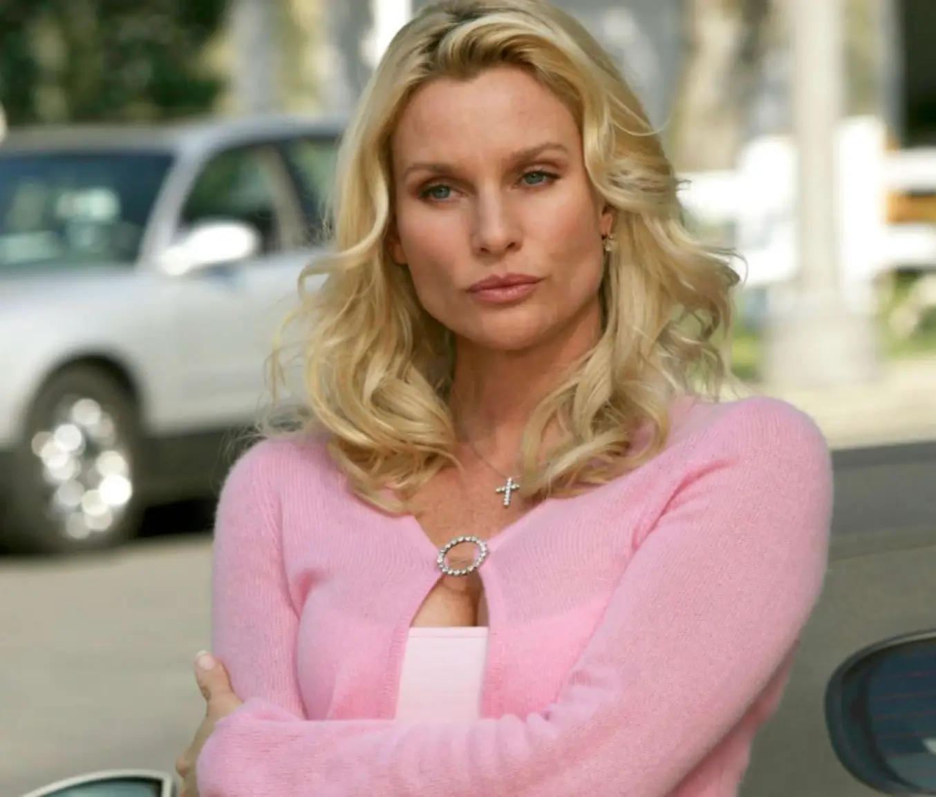 On first watch, it seems like Edie Britt (Nicolette Sherdian) is the villain but fans of the show have now worked out she's actually the victim. (ABC)