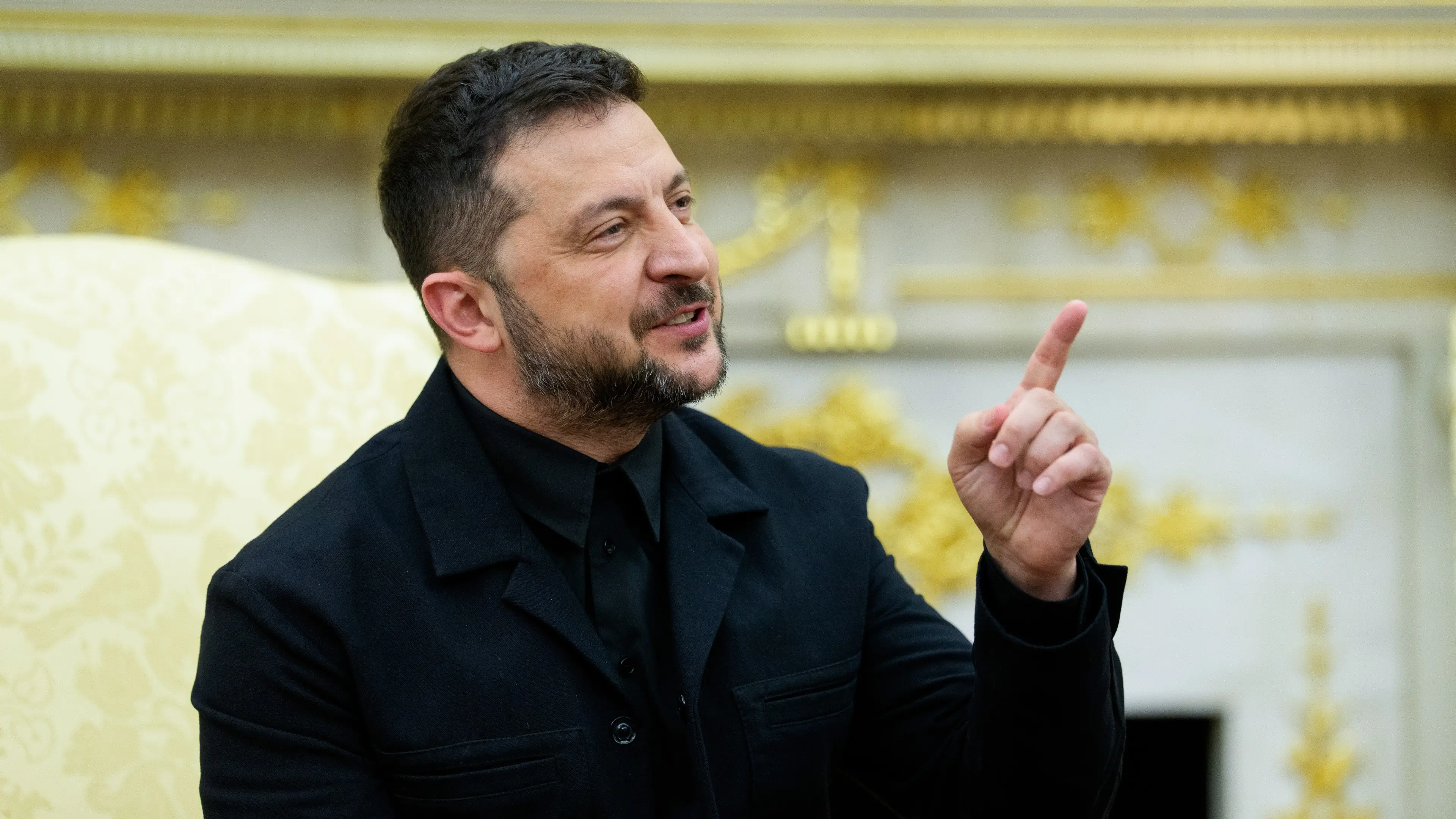 Zelenskyy has unexpectedly brutal comeback to reporter who commented on his outfit at White House