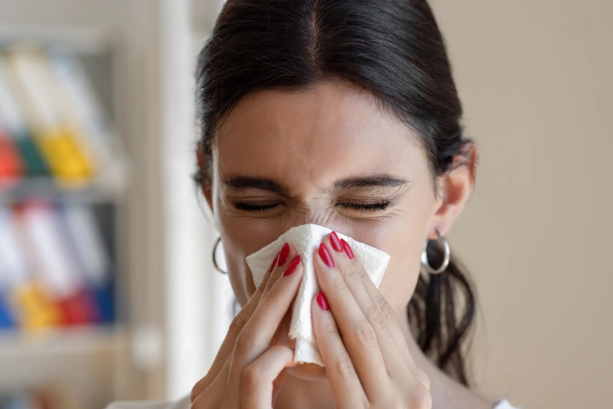Dust and mould can also exacerbate sneezing symptoms in winter (bymuratdeniz / Getty Images)