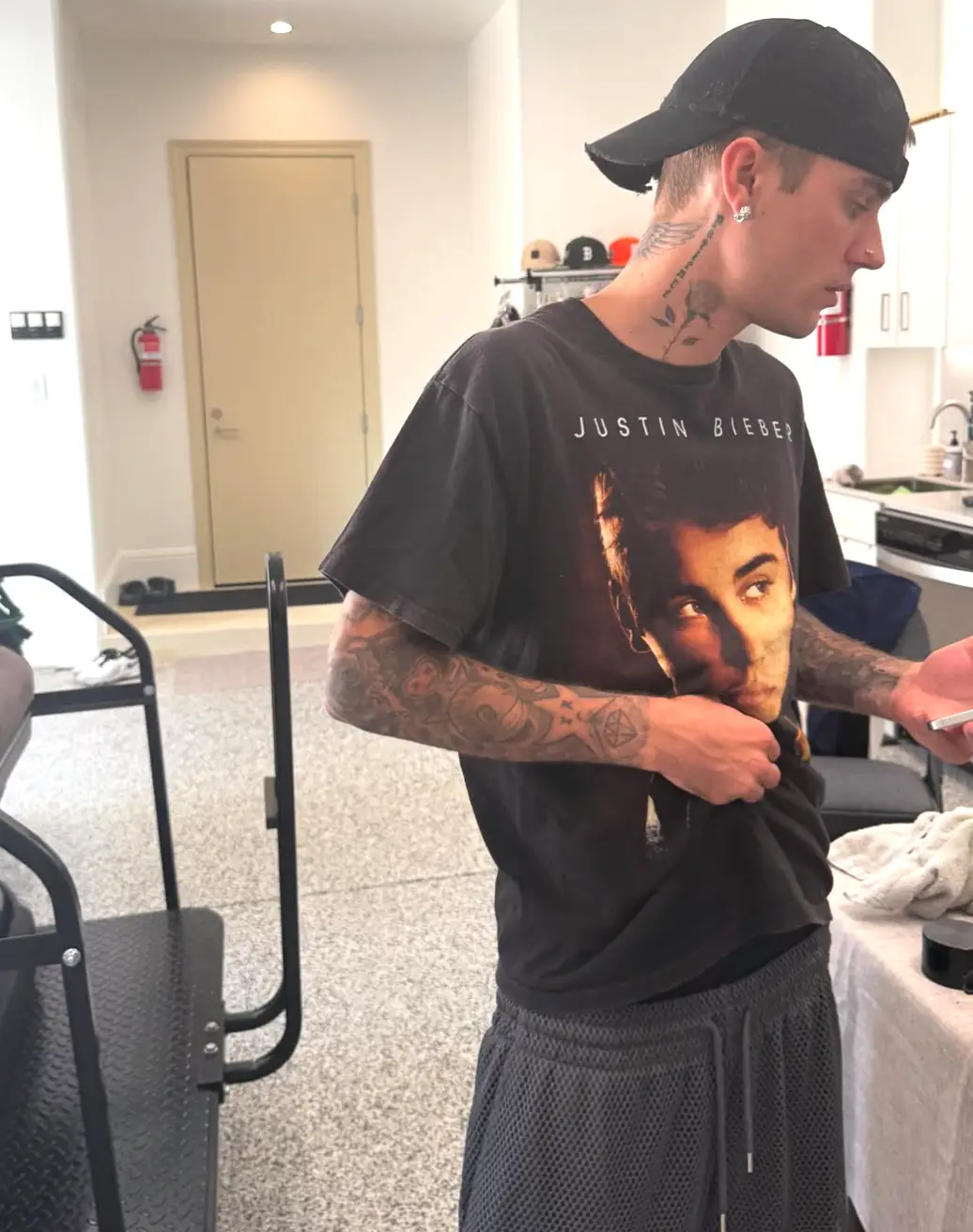 Justin Bieber's representatives have issued a statement on the singer's wellbeing (Instagram/@justinbieber)