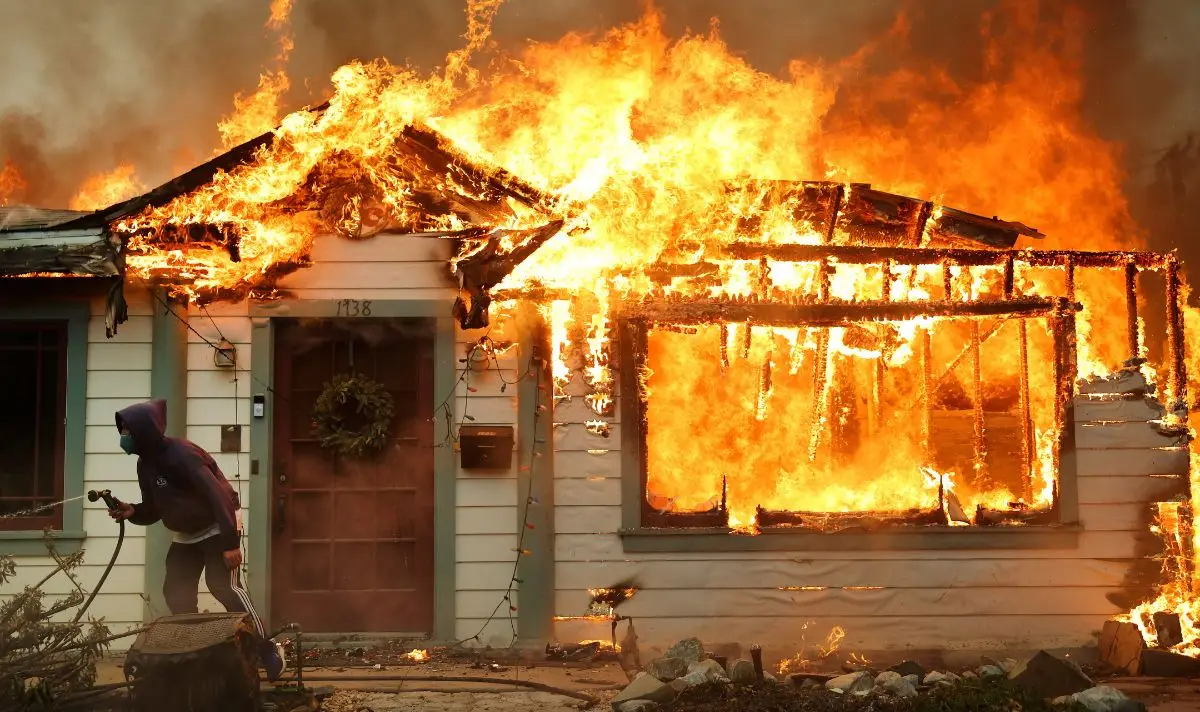 Wildfires are currently raging across neighbourhoods in Los Angeles (Mario Tama/Getty Images)