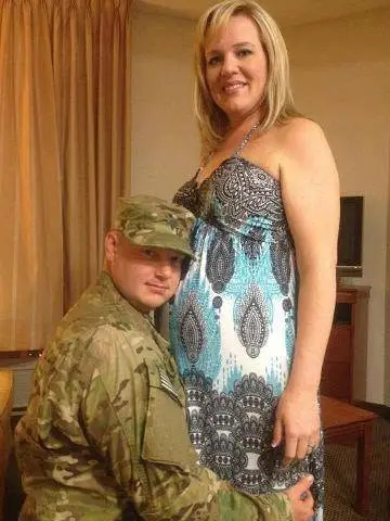 Sean and Heather Brown were in a long-distance marriage during the latter's pregnancy (Facebook/Bringing Home the Browns)