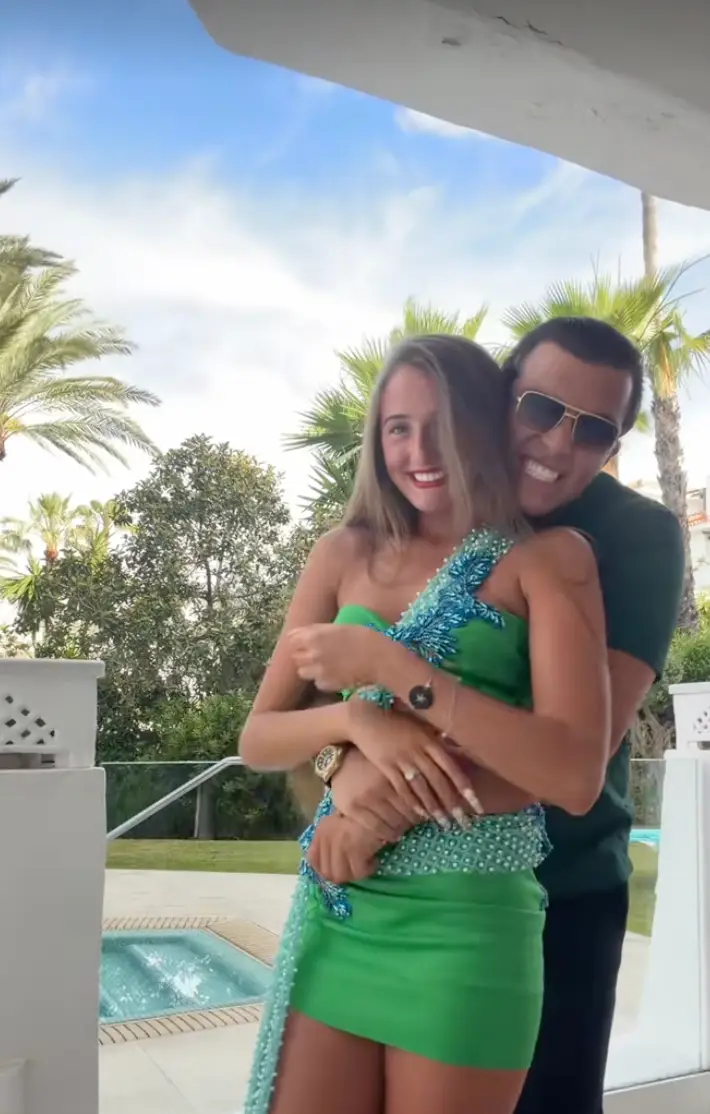 Venezuela Fury's husband, Noah Price, has made one controversial request to his fans on social media (TikTok/@parisvenezuela)