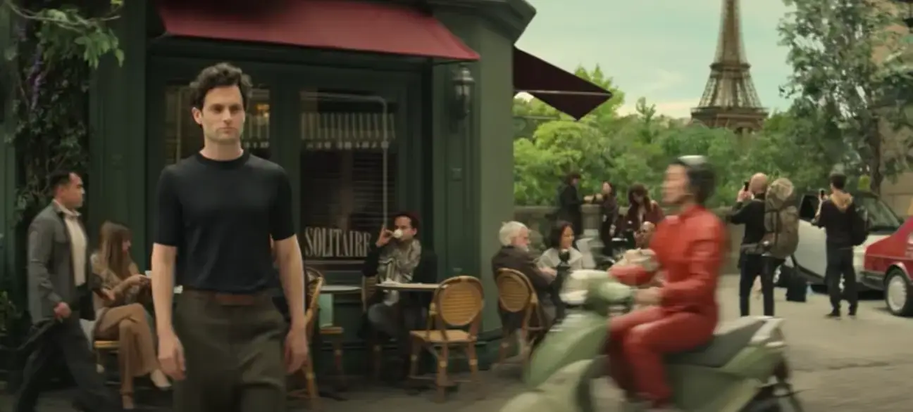 Some fans believe the woman in the background could be Marienne