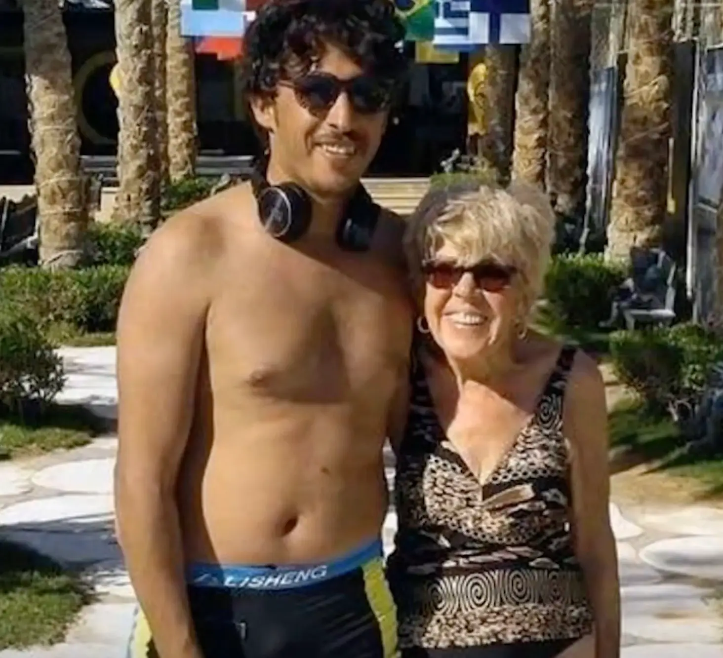 The gran has branded her Egyptian ex-husband a 'sewer-rat'.