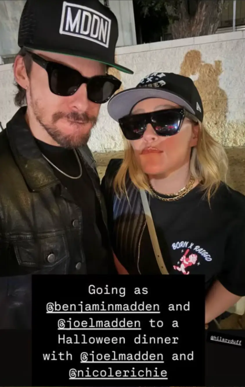 Duff and Koma dressed as her ex and his brother for Halloween (Instagram/@matthewkoma)