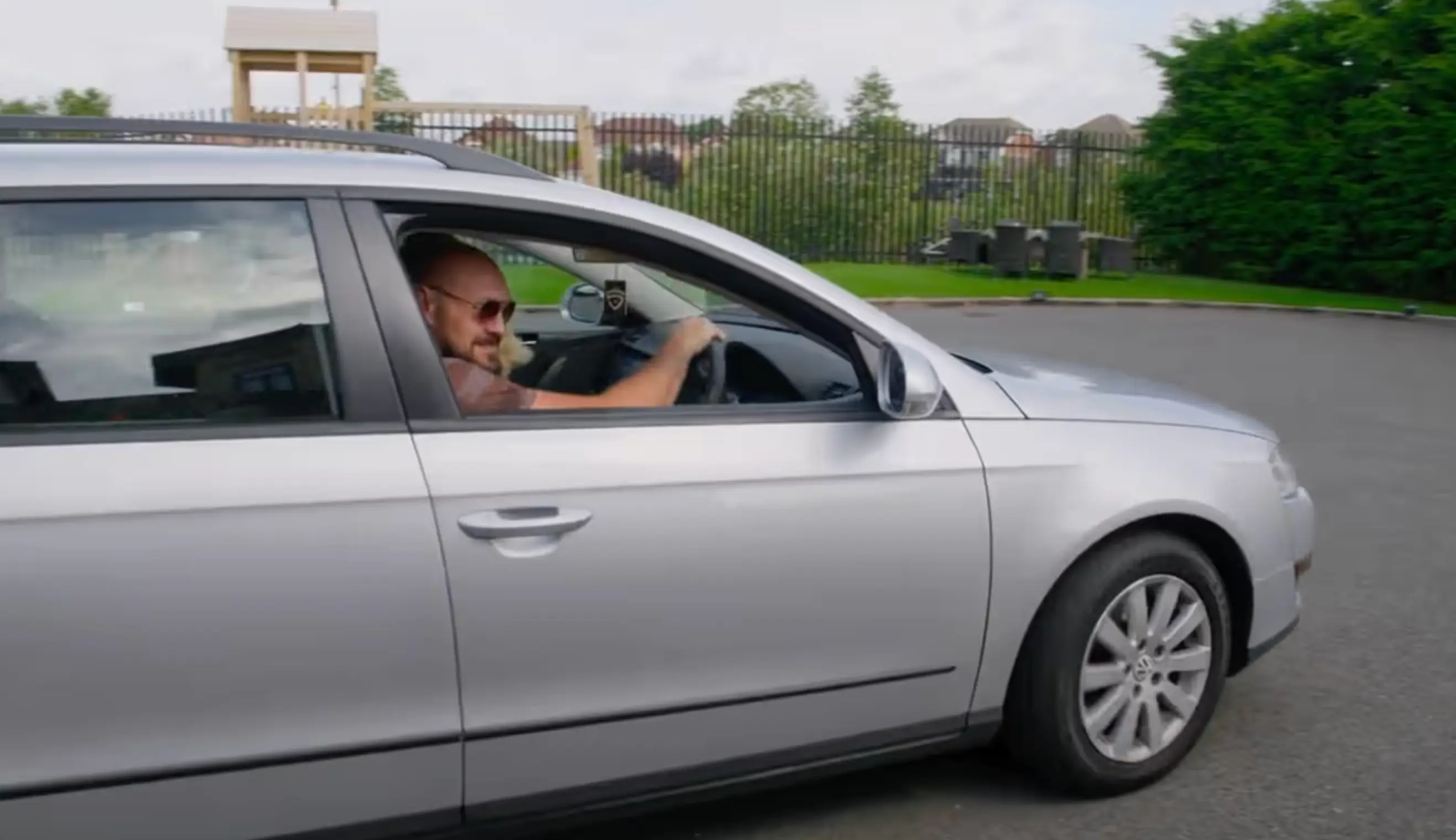 The sportsman is known for driving a Volkswagen Passat (Netflix)