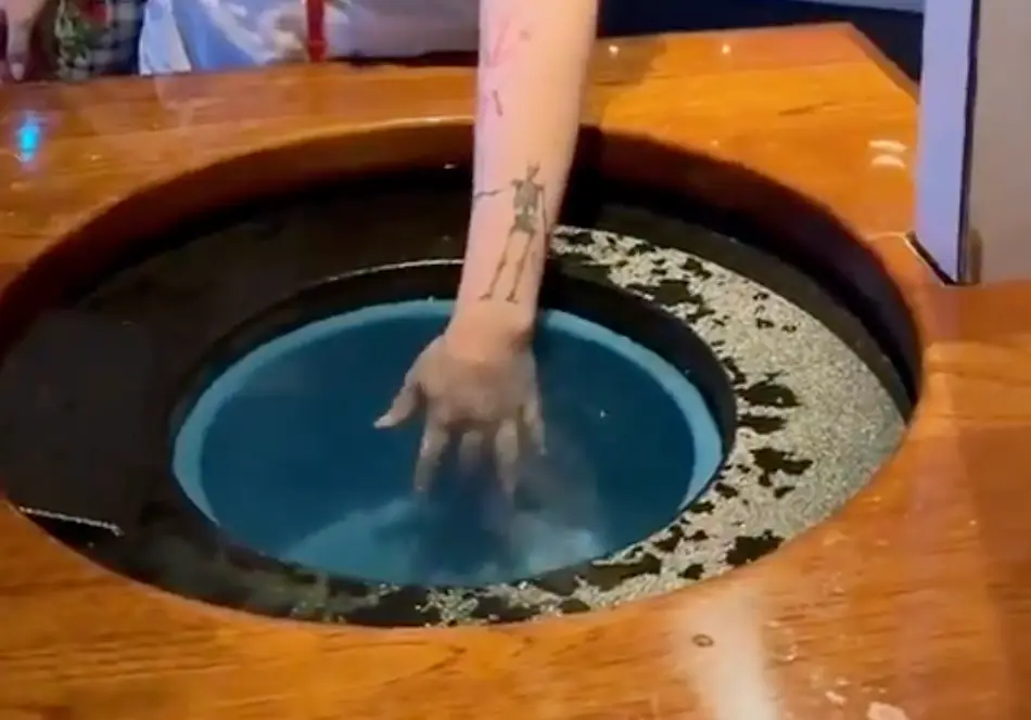 One Titanic museum offers attendees a chance to experience just how cold the Atlantic Ocean was when the 'unsinkable' ship sunk in 1912 (X/@Rainmaker1973)