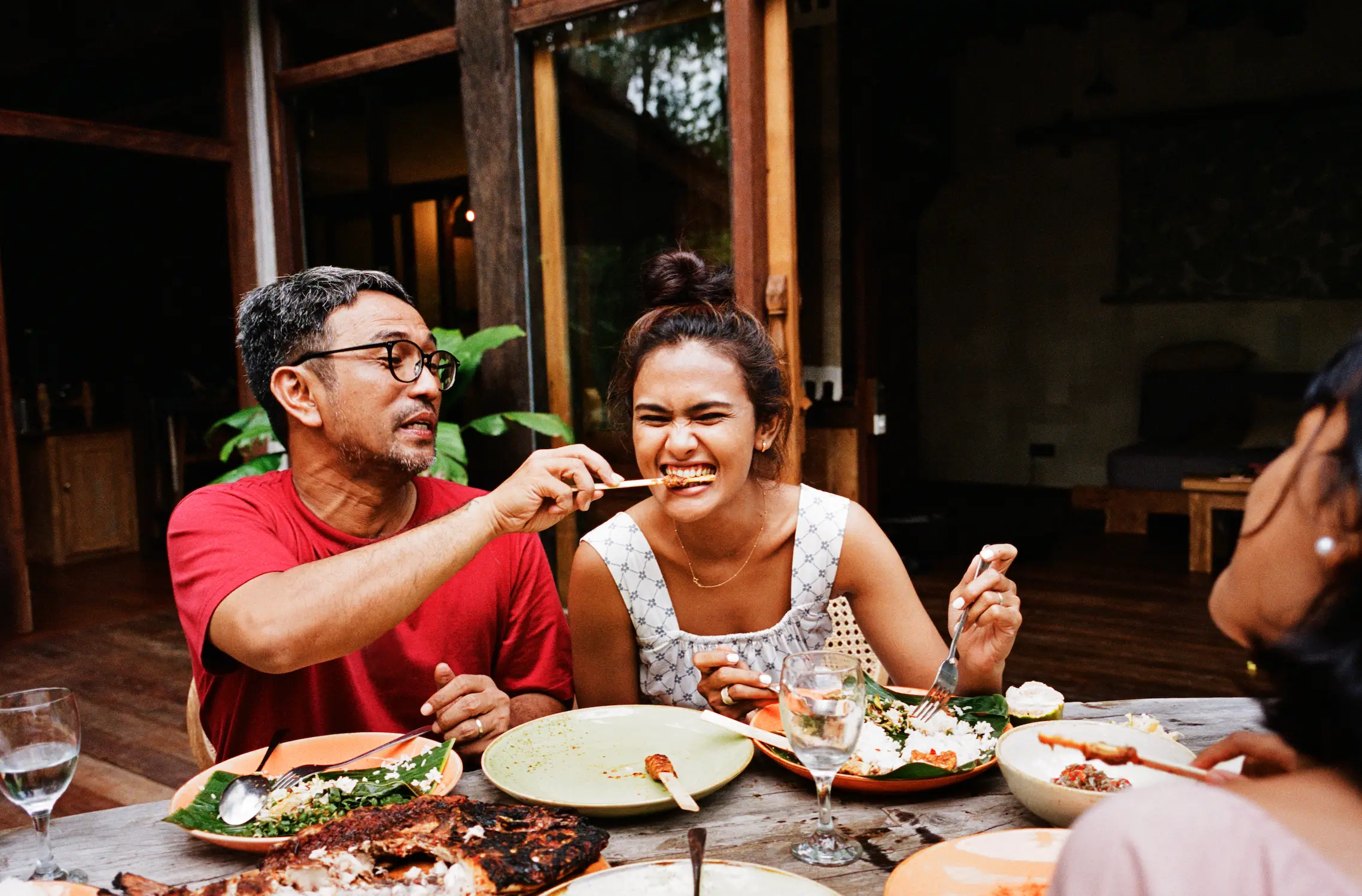 Rawdogging your meals can apparently made food tastier. (Klaus Vedfelt/Getty)