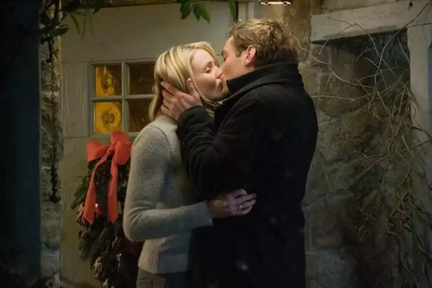 Jude Law plays Graham, who falls in love with Amanda Woods in Surrey (Universal Pictures)