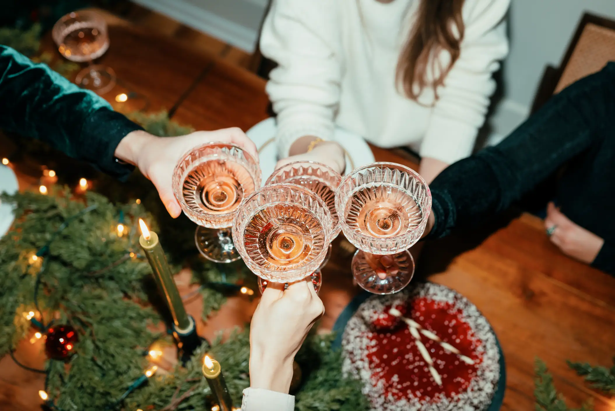 What are the actual health benefits to giving up alcohol for an entire month? (Getty Stock Images)