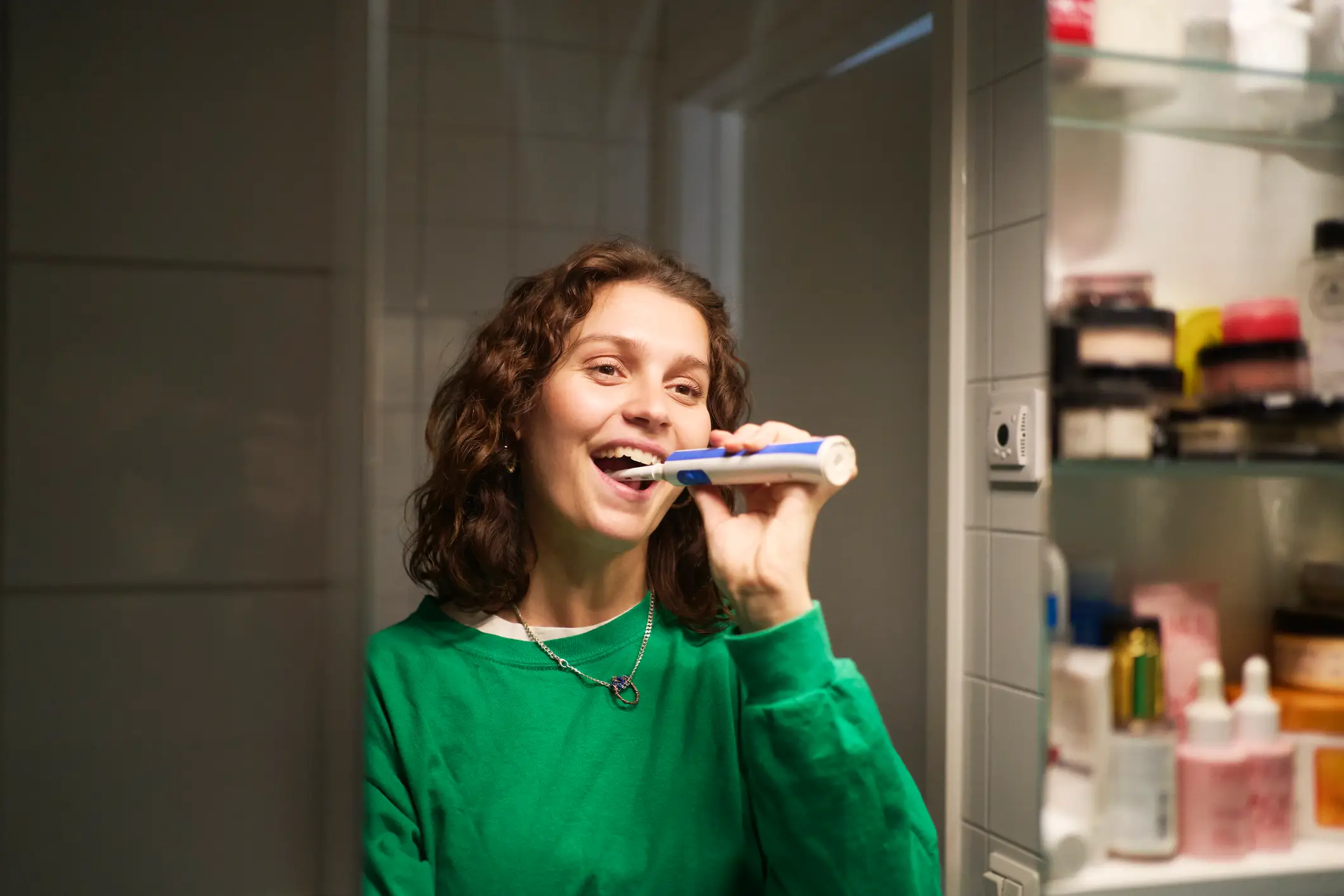 Brushing 'hard' is a problem (Johner Images/ Getty Stock)