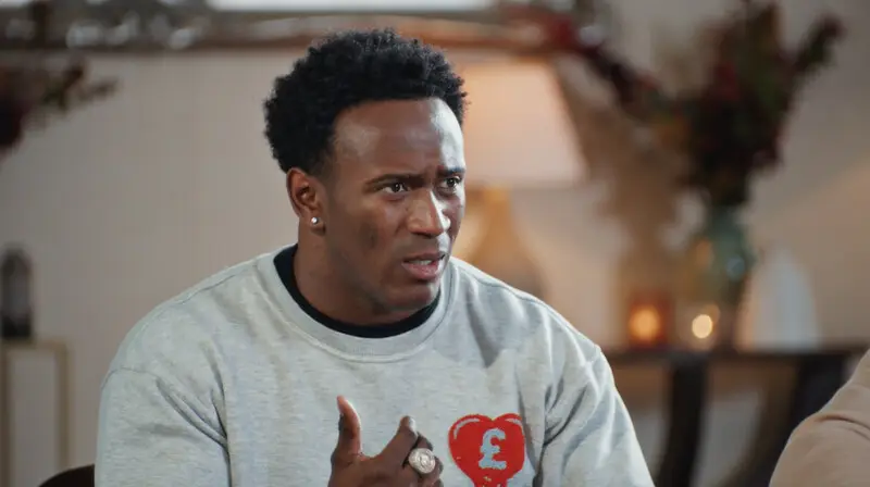 People were quick to comment on Alex's behaviour (Channel 4)