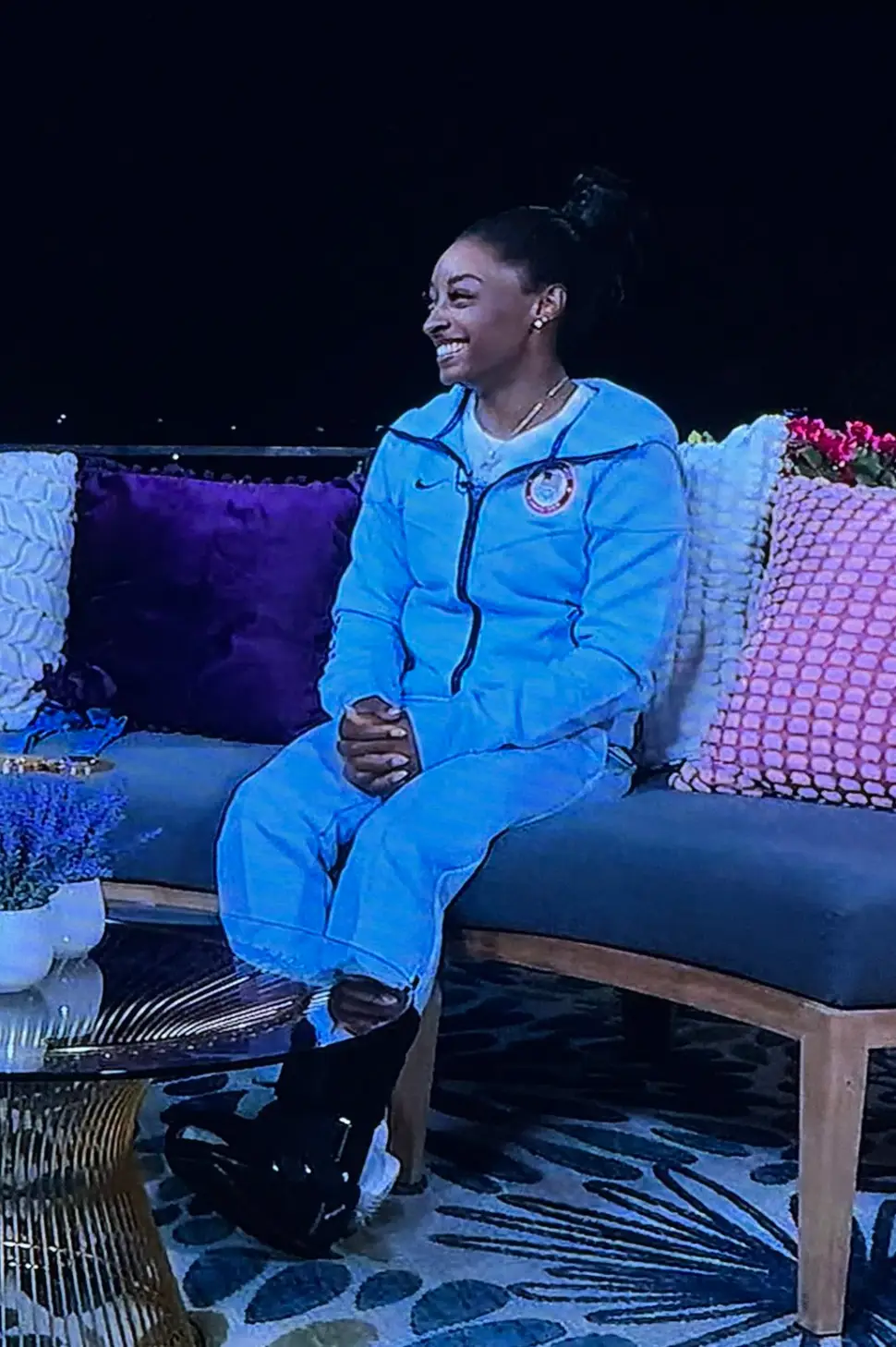 The 27-year-old was seen wearing a medical boot on her calf. (X/@ungodlywests)