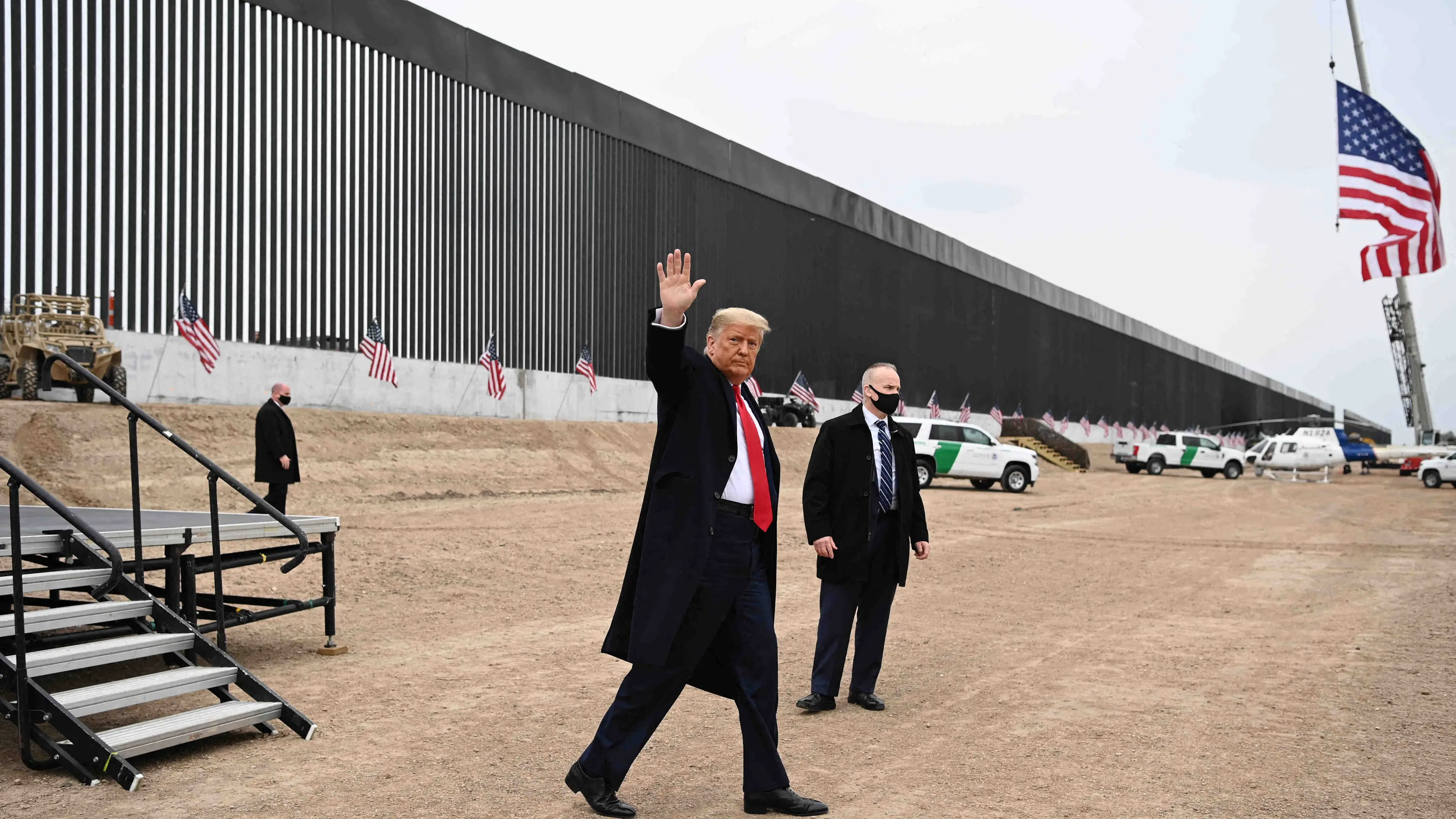 Sinister reason Donald Trump ‘specifically requested' Mexican border wall be painted black