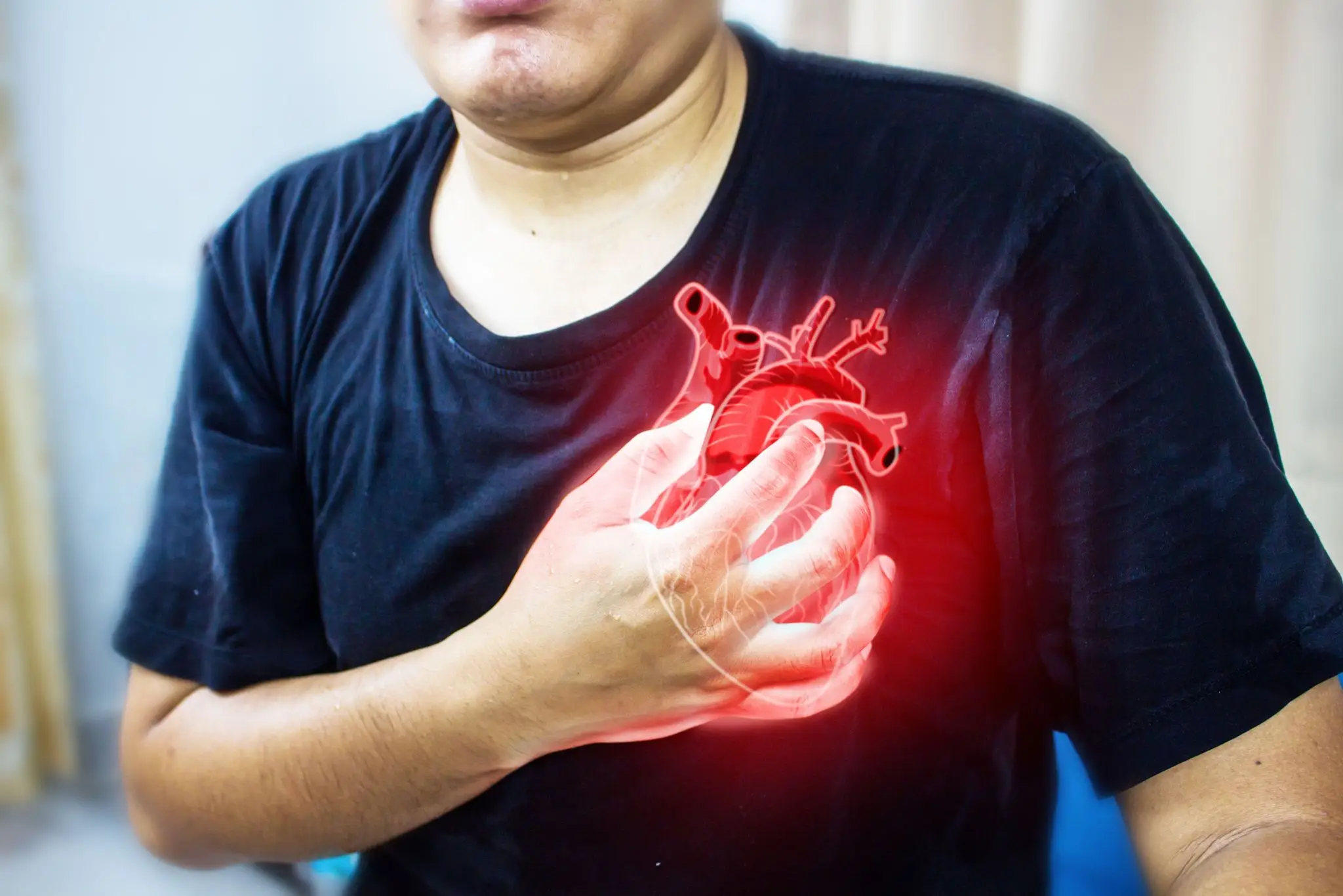 Symptoms of a heart attack can begin a month before (Getty Stock Images)