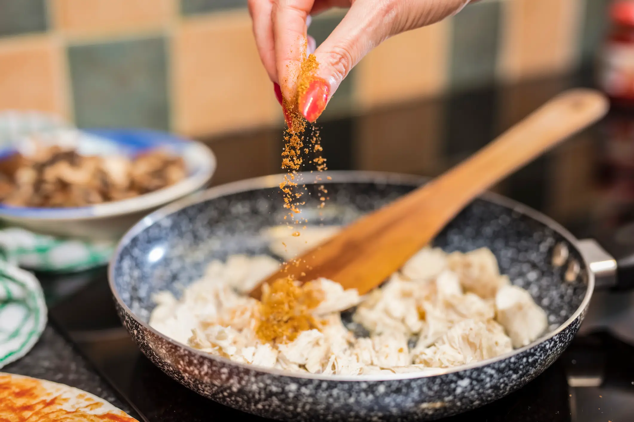 During week three and four, it's all about the seasoning (mikroman6 / Getty)