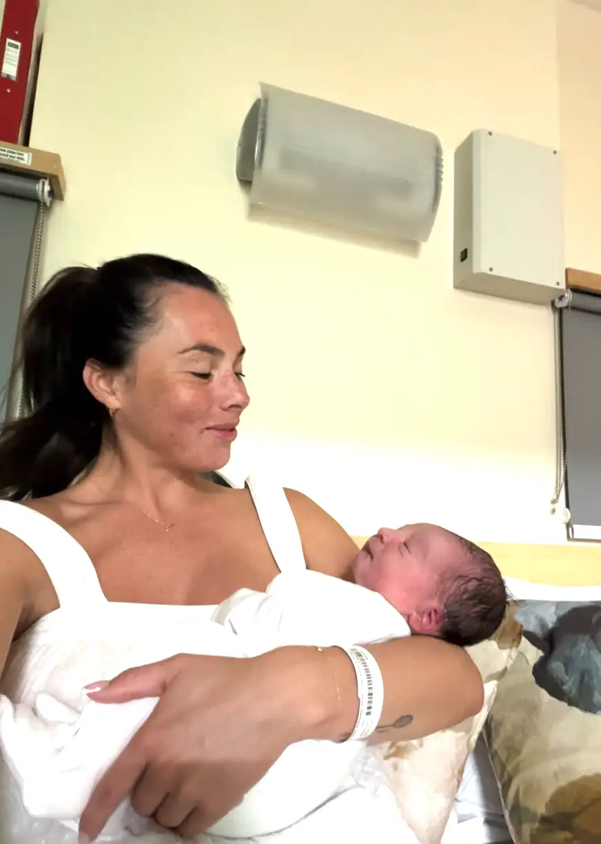 The Love Islander became a first-time mum last week (Instagram/@paigethornex)