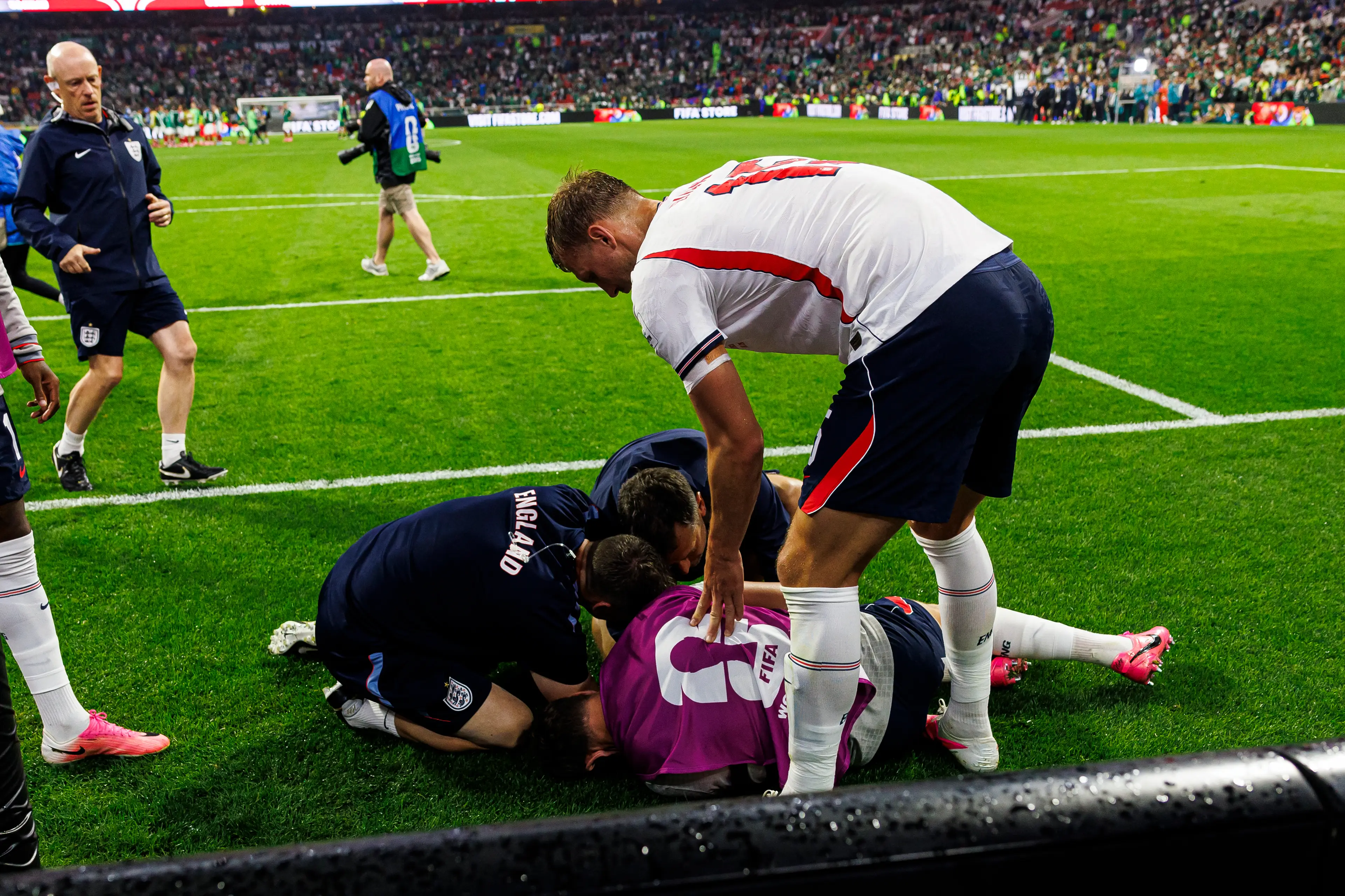The injury was described as 'really bad' (Martín Fonseca/Eurasia Sport Images/Getty Images)