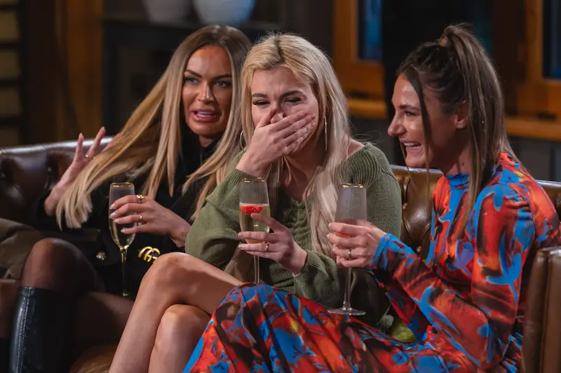 MAFS UK viewers are totally torn on how they feel about Caspar and Emma's relationship (Channel 4)