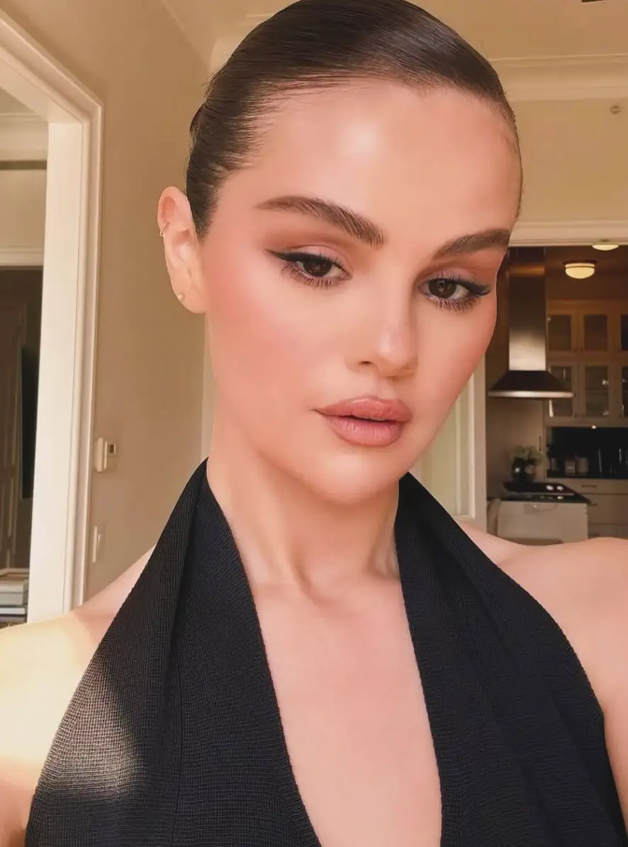 Rumours surrounding an alleged rivalry between the pair have been going on for years now (Instagram/@selenagomez)