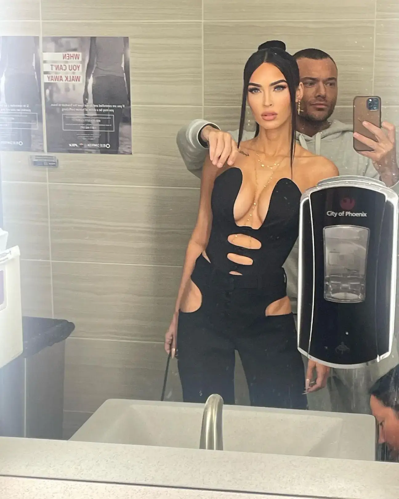 Megan Fox posted a series of snaps to her Instagram account before deactivating it.