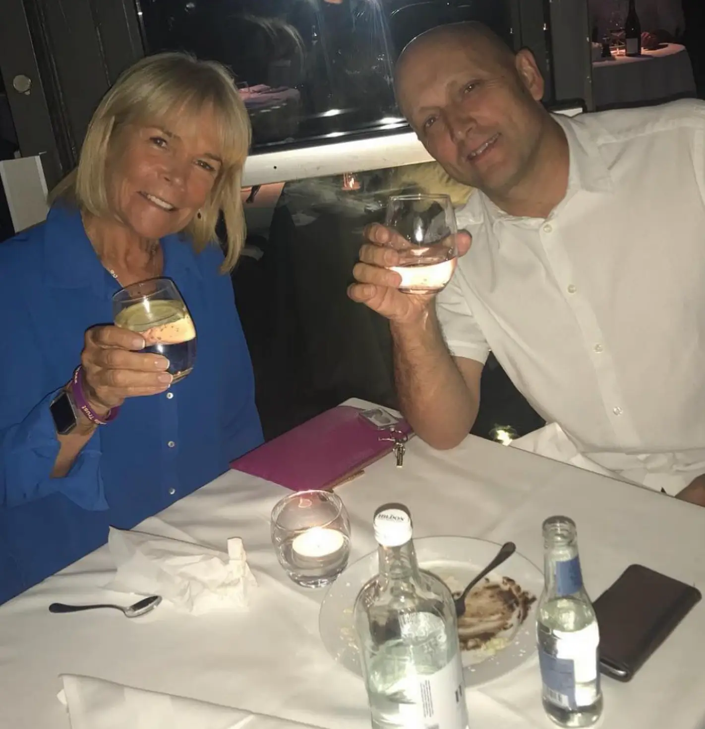 Linda and Mark were married for 33 years and share two children together.