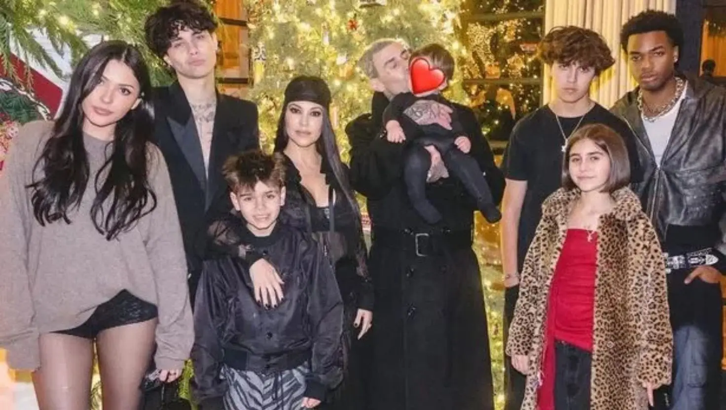 Kourtney claims her children don't go to a traditional school because it's 'so dated' (Instagram/@kourtneykardash)