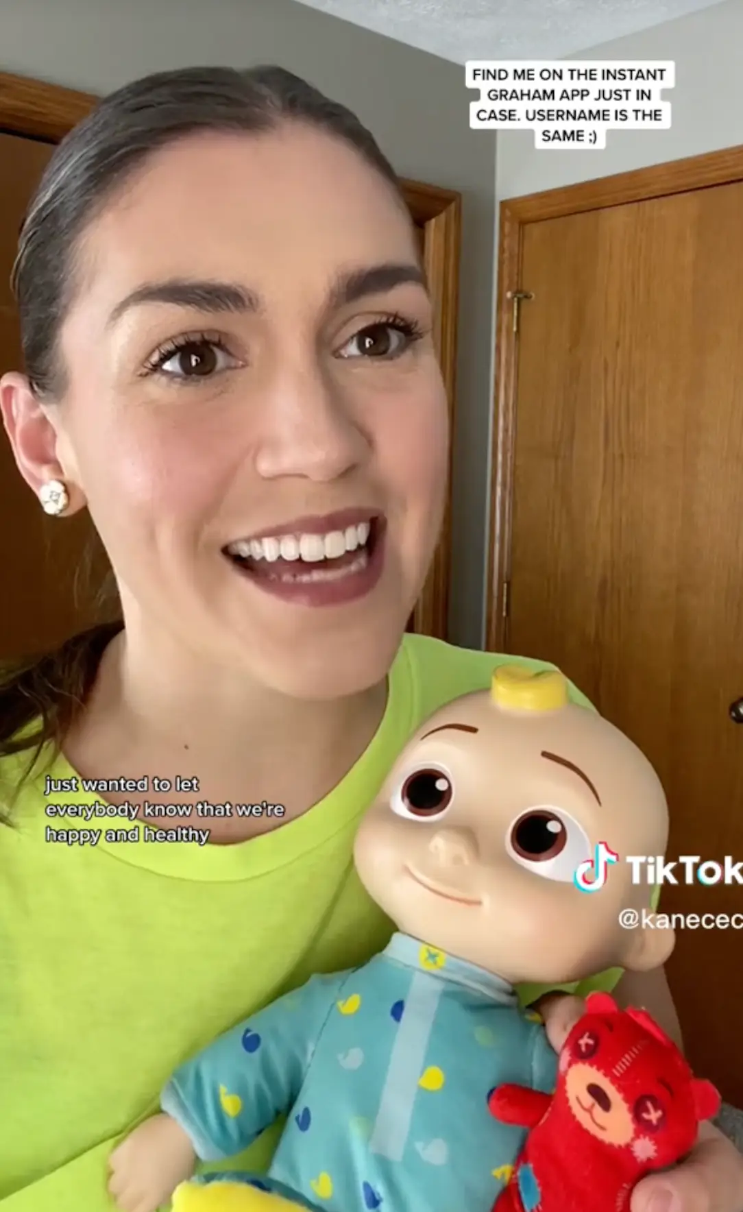 The mum hilariously recreates Facebook 'mum' group conversations.