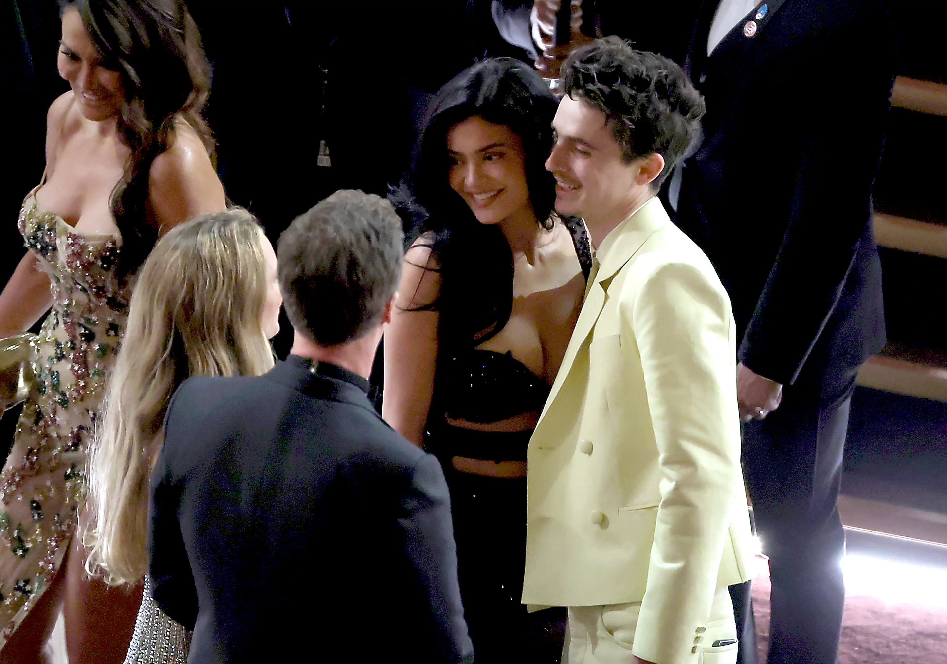 Timothée Chalamet's body language 'dramatically changed' when he saw girlfriend Kylie Jenner at last night's Oscars (Kevin Winter/Getty Images)