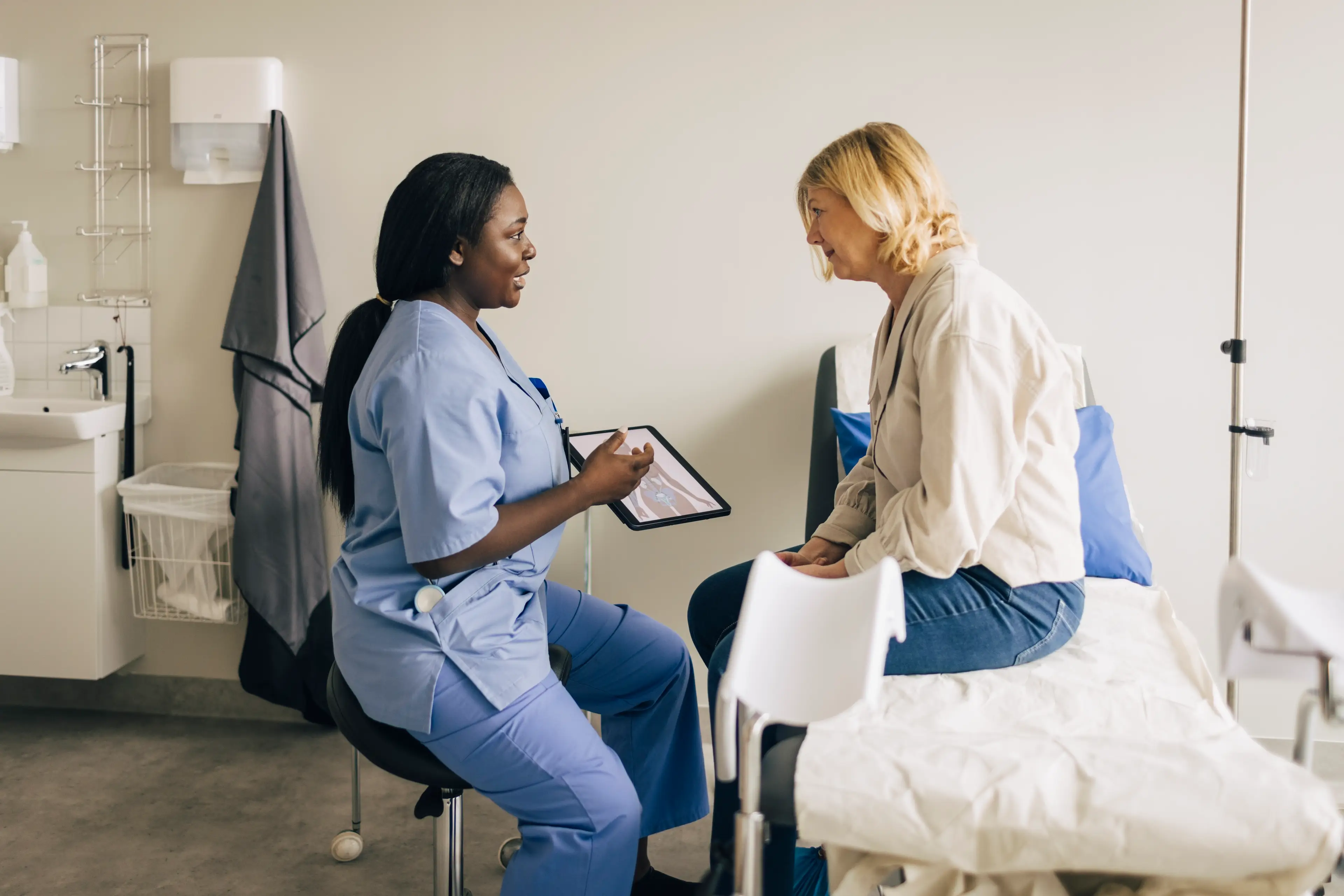 There are a number of largely unknown symptoms of menopause (Maskot/Getty)