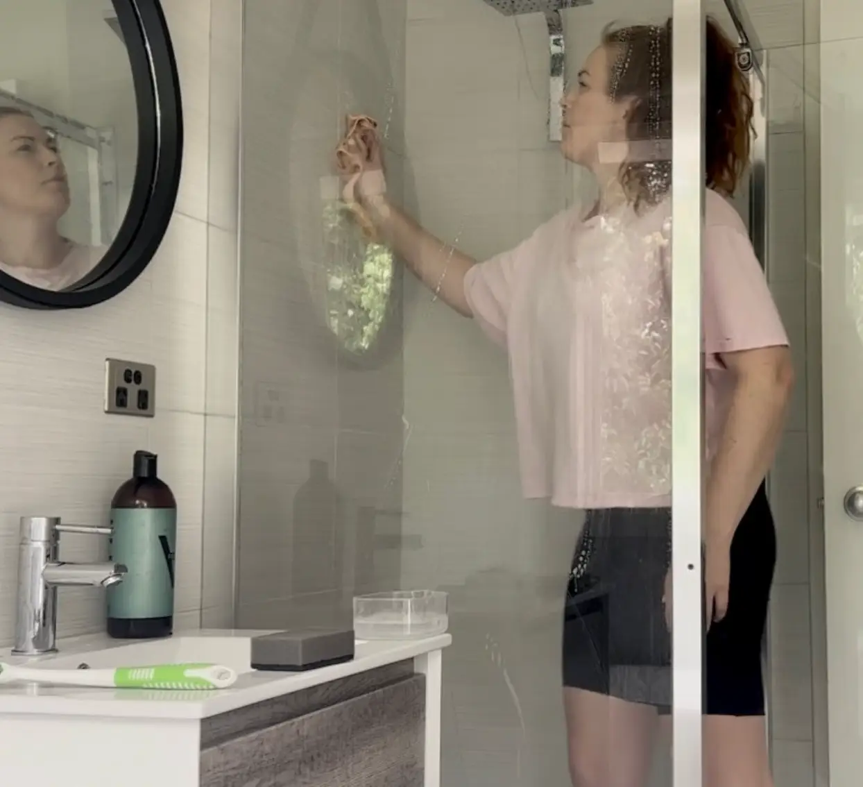 The 'cleanfluencer' regularly shares tips online.