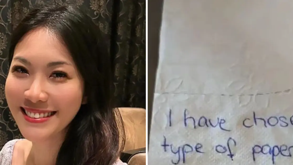 Woman reveals employee's brutal resignation letter that was given to boss on toilet paper