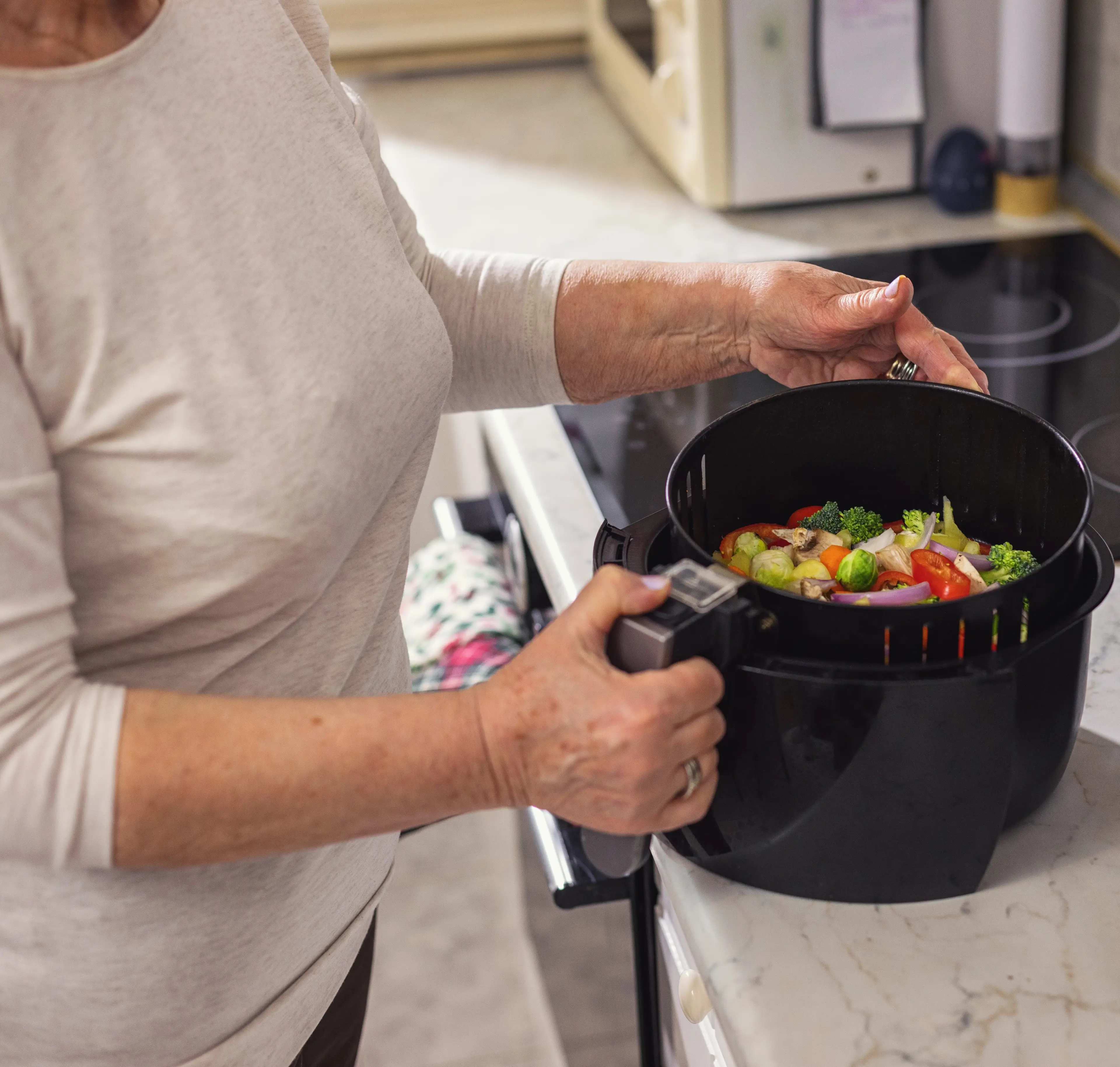 It doesn't matter if you don't use oil - you still need to scrub it! (Getty Stock Images) 