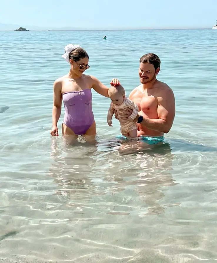 Louise and Ryan recently went away with Louise's family.