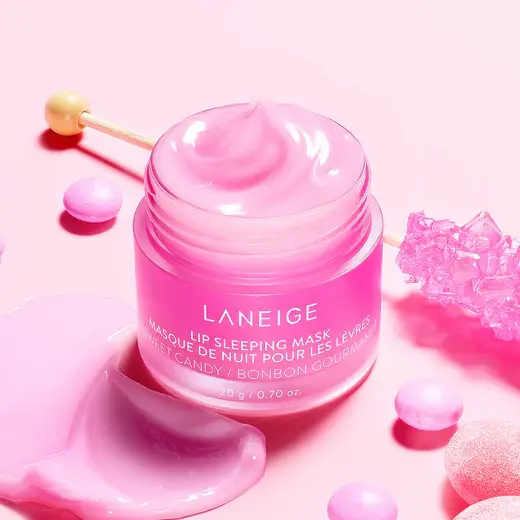 The lip mask comes in a variety of sweet flavours.