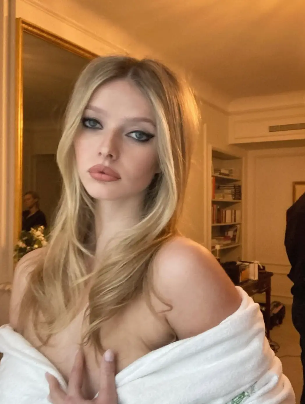 Apple shut down the long-standing rumour (Instagram/@applemartin)