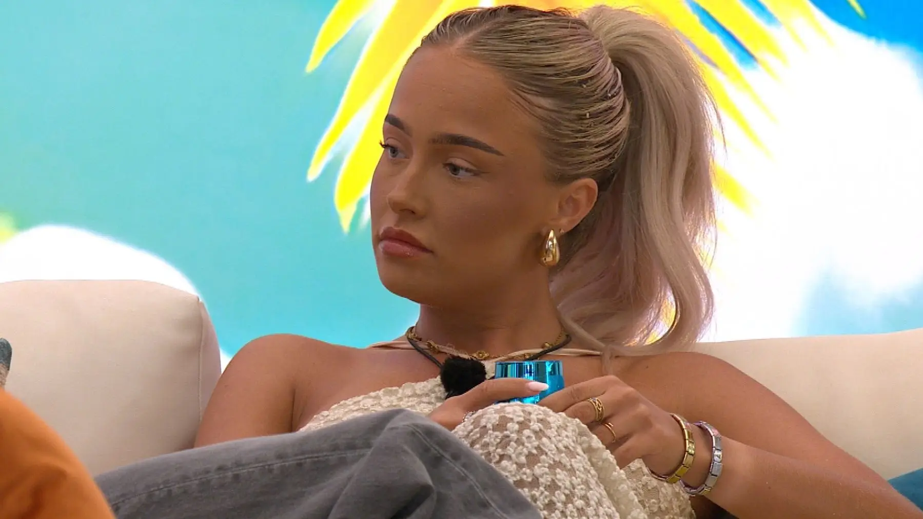 Ellie Chadwick's Nomination bracelet is the most nostalgic thing on Love Island and we're obsessed